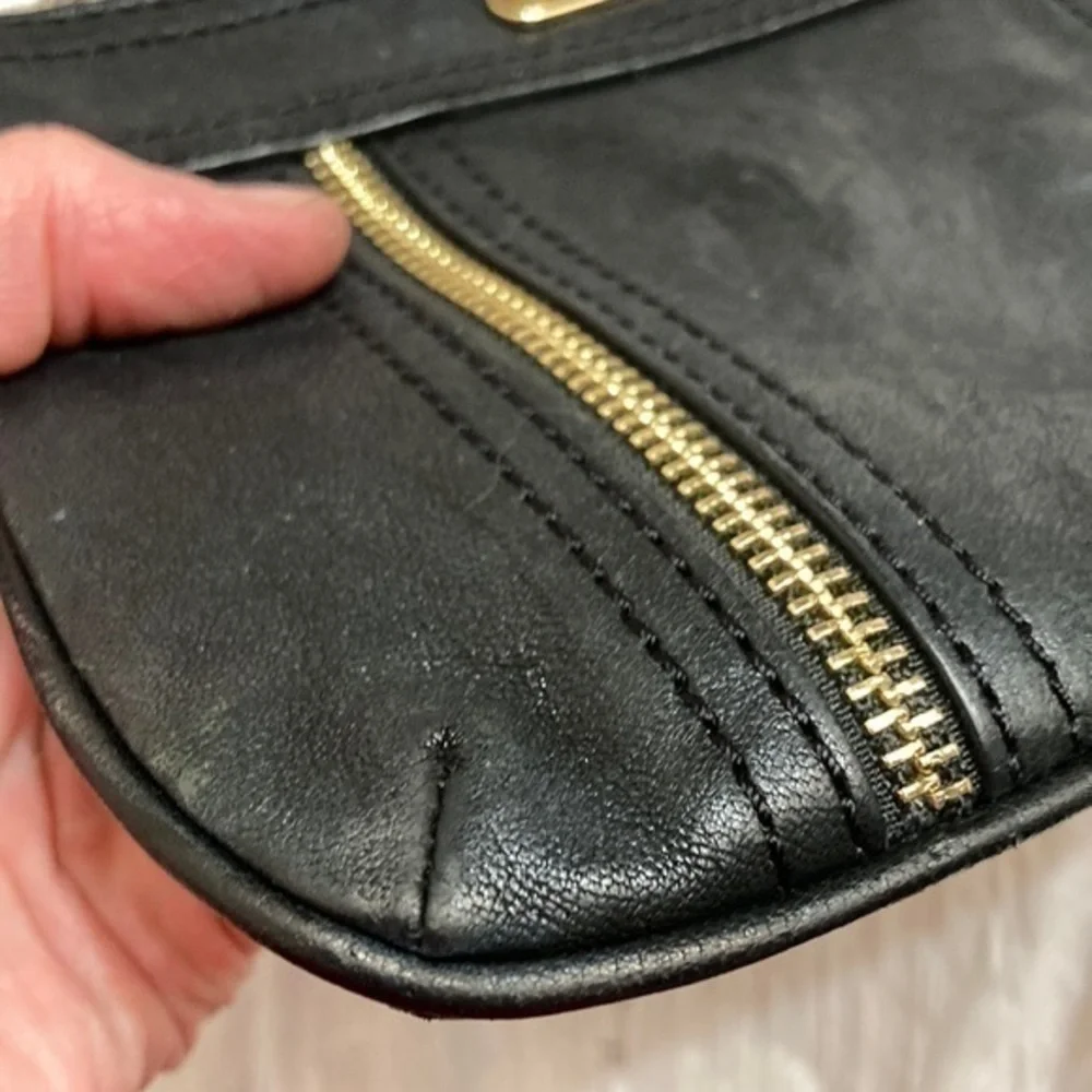 Michael kors back leather crossbody bag